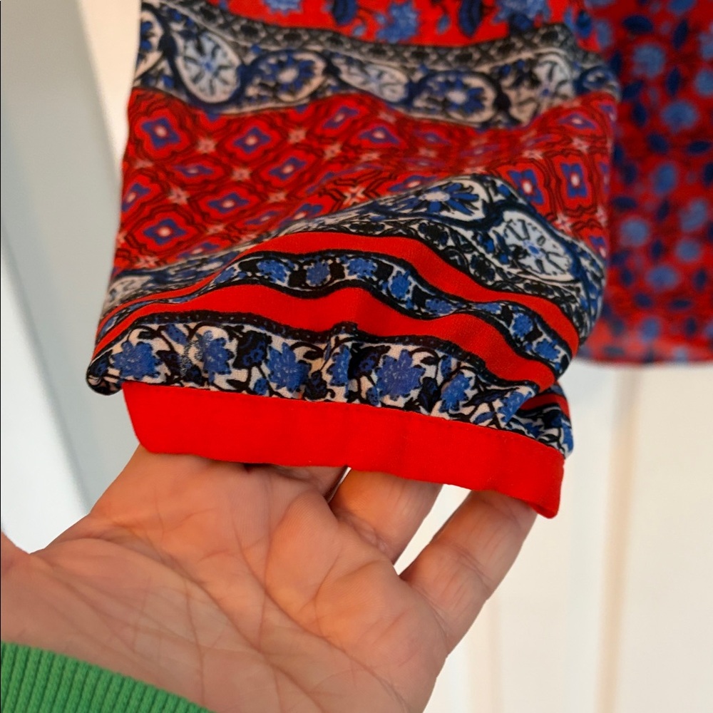 LOFT Vibrant Red and Blue Patterned Blouse - Picture 4 of 7
